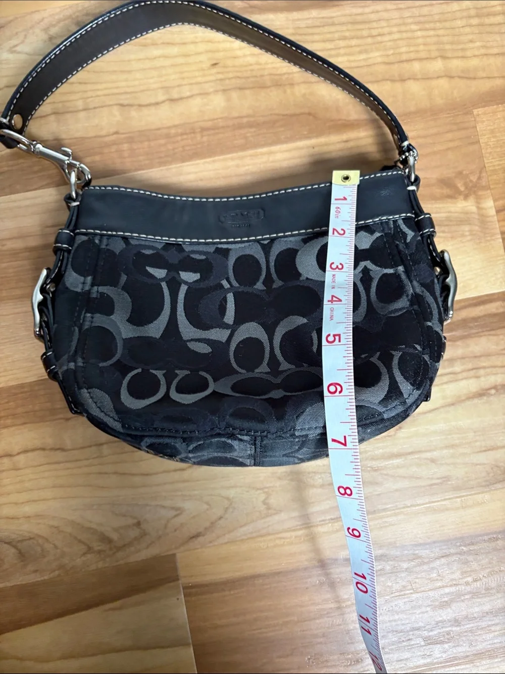 Coach Black and Gray Signature Shoulder Bag - Picture 3 of 10
